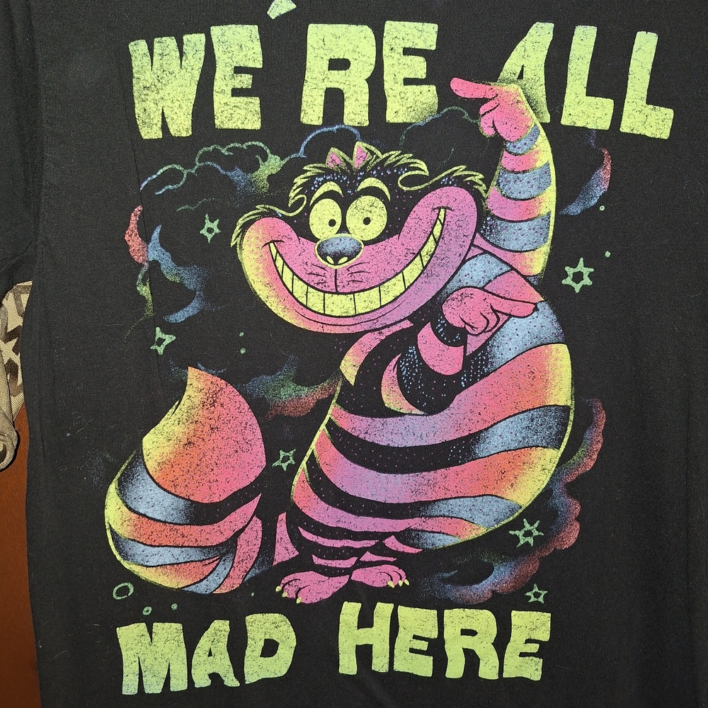 Cheshire Cat T-Shirt - Picture 2 of 3
